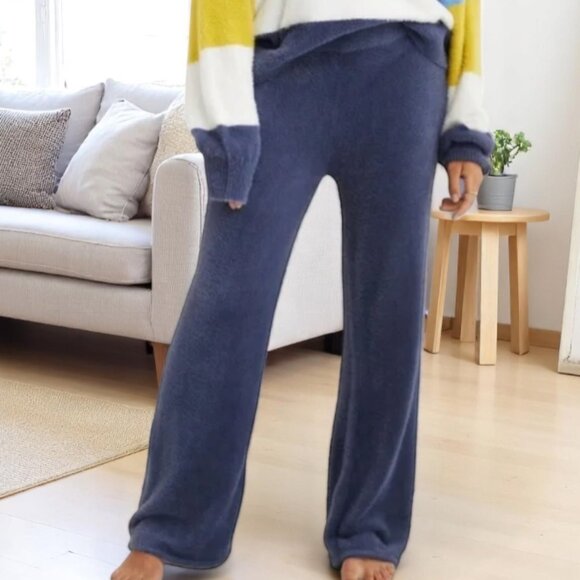 Aerie Flurry Wide Leg Pant in Fresh Bright M - Picture 1 of 8
